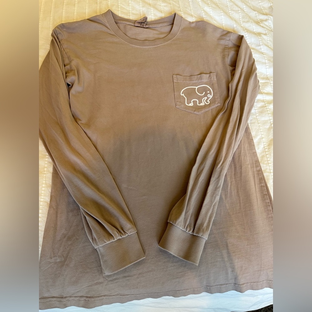 Ivory Ella Pocket Tee